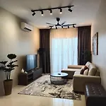 Cosy Stay At Vista Sentul